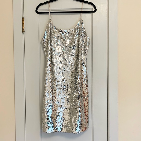 Alice + Olivia Giselle Sequin Tulle Mini Dress NWT - Picture 4 of 16